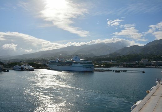 2014-12-27 08-34-45 Tahiti Moorea