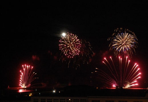 2014-07-14 00-00-56 feu artifice