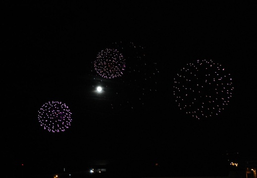 2014-07-13 23-56-22 feu artifice