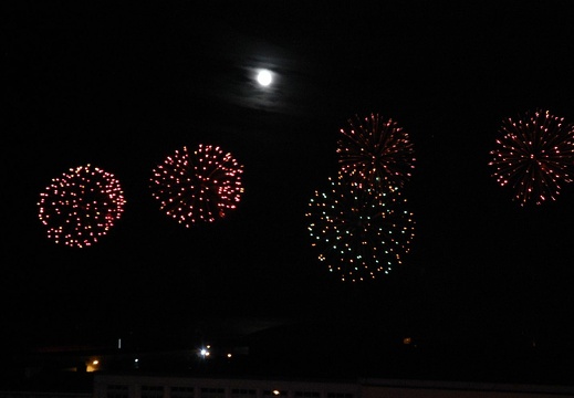 2014-07-14 00-03-11 feu artifice