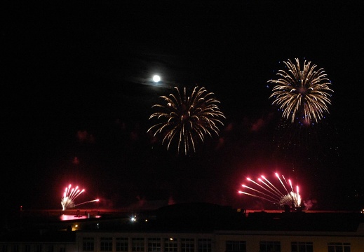 2014-07-14 00-00-55 feu artifice