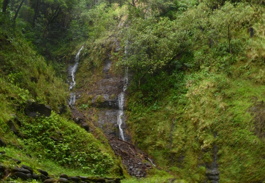 2014-12-26 16-30-34 Tahiti cascades