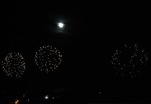 2014-07-14 00-03-18 feu artifice
