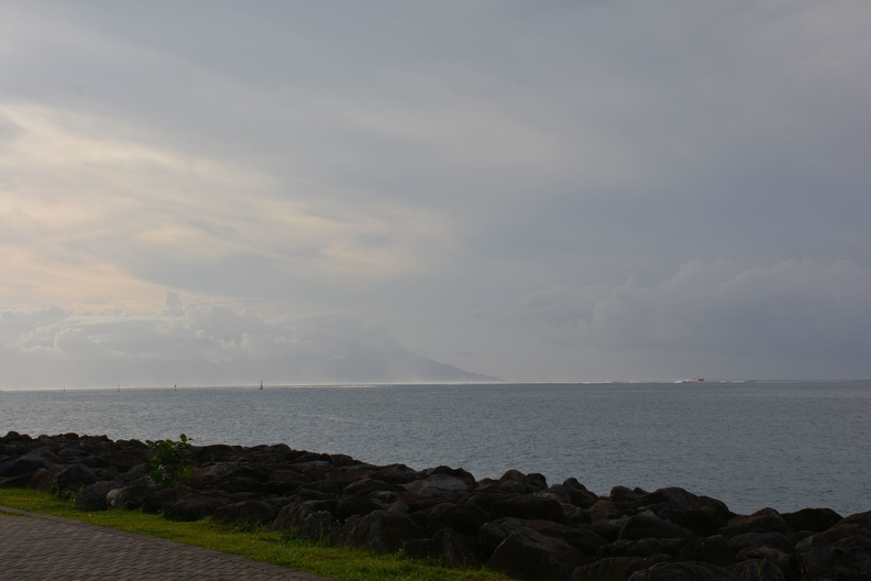2014-12-15_18-02-10_Tahiti_Papeete.JPG