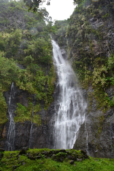 2014-12-26_16-29-55_Tahiti_cascades.JPG