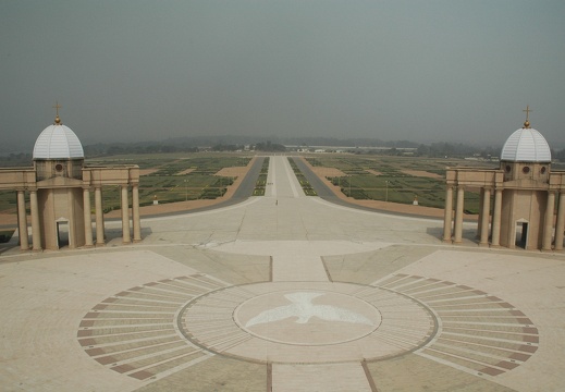 Yamoussoukro 252