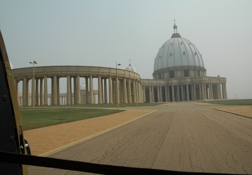 Yamoussoukro 299